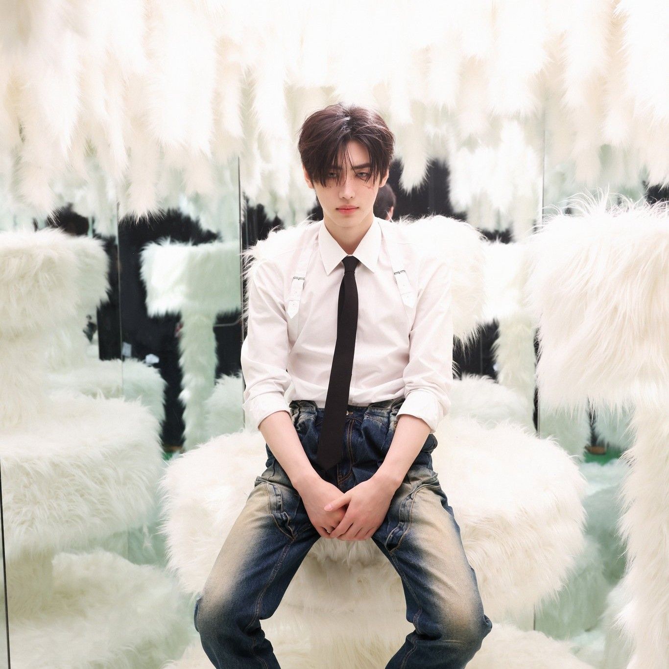 Behind-the-scenes cut of Sunghoon (ENHYPEN)
