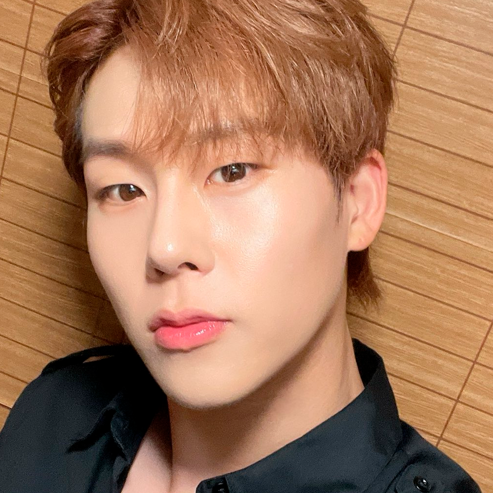 Recent activity shot of Joohoney (MONSTA X)