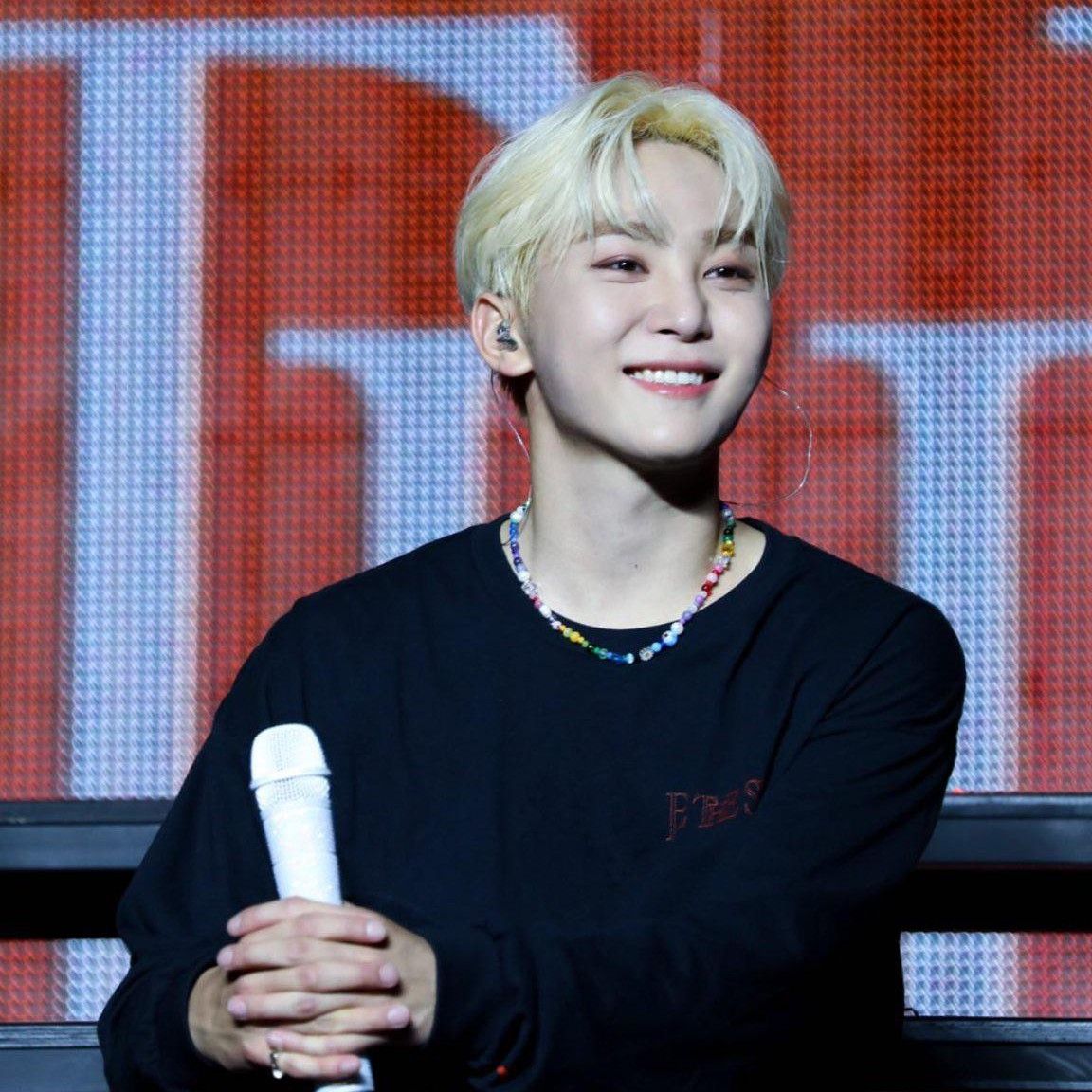 A moment captured by Seungkwan (SEVENTEEN)'s fan