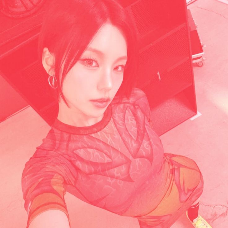 Behind-the-scenes cut of Yeji (ITZY)