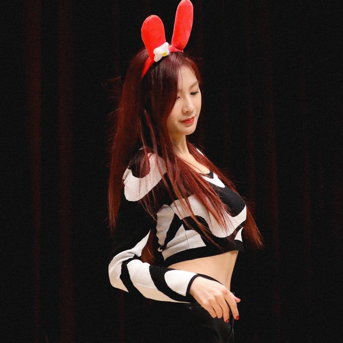 Behind-the-scenes cut of Oh Hayoung (Apink)