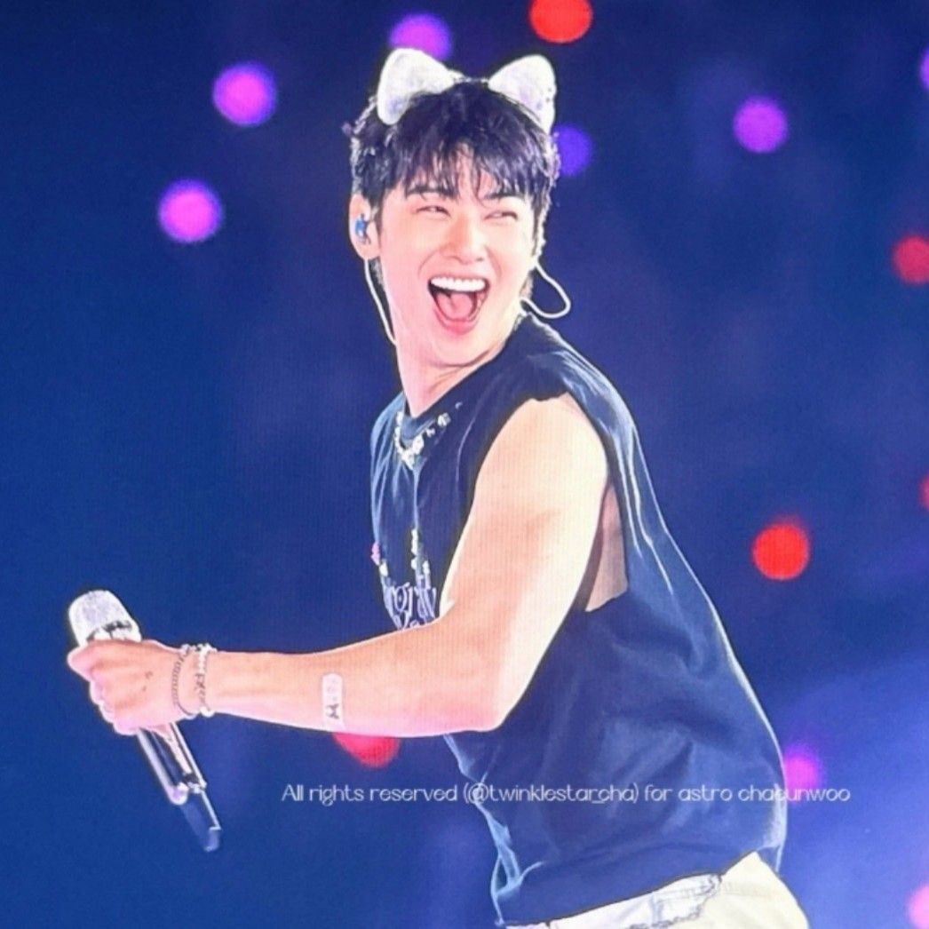 Latest photo of Eunwoo (ASTRO)