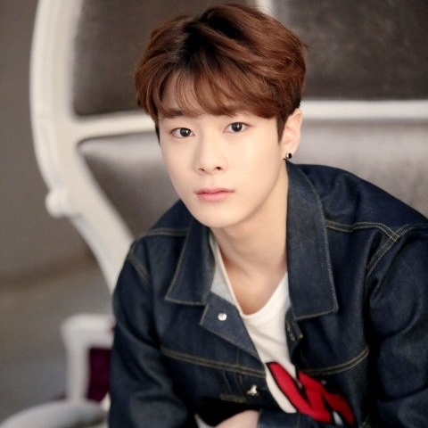 Behind-the-scenes cut of Moonbin (ASTRO)