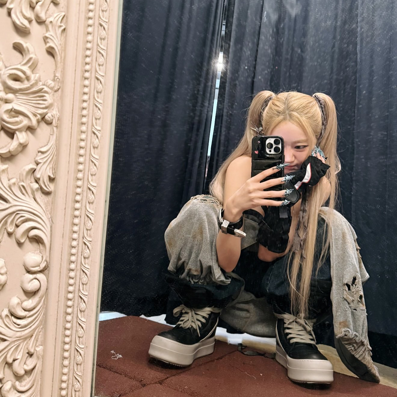 A moment captured by Julie (KISS OF LIFE)'s fan