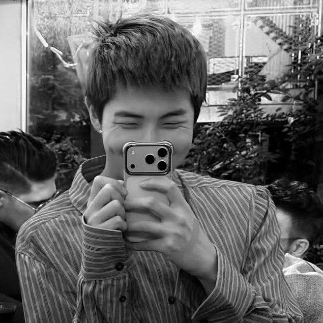 Latest photo of RM (BTS)