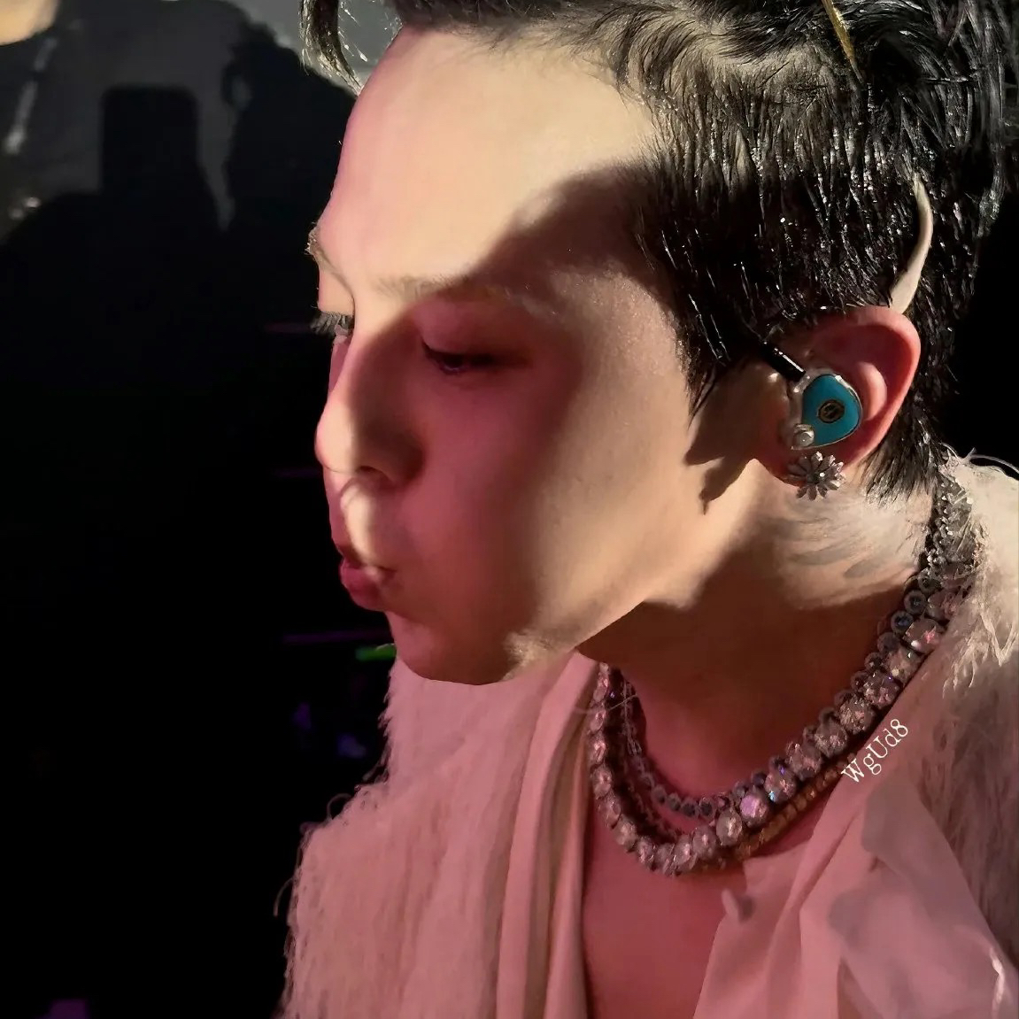 Feed komunitas K-pop terpanas hari ini