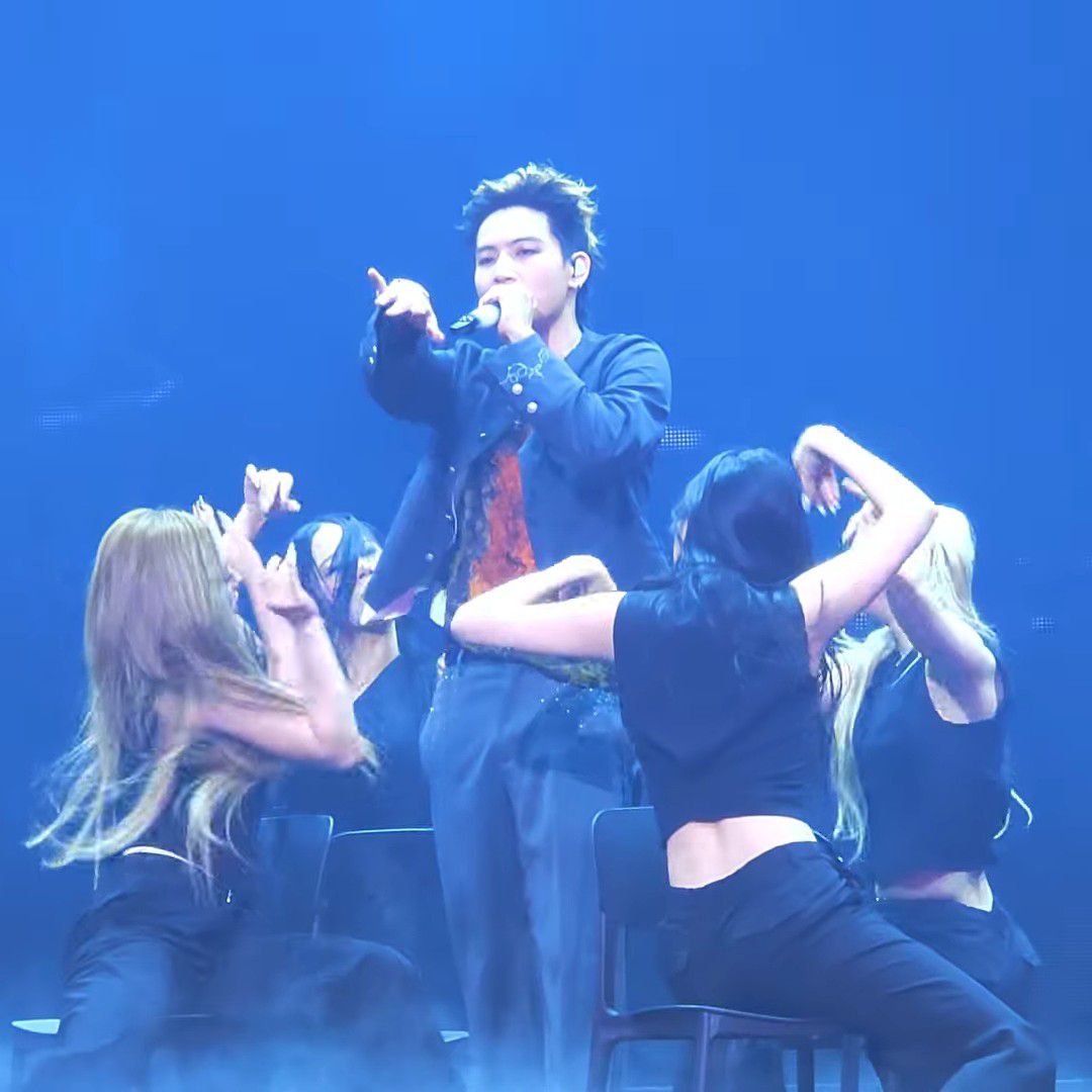 A moment captured by JAY B (GOT7)'s fan