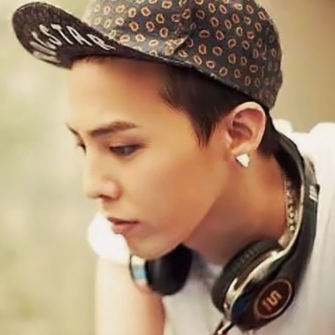 A moment captured by G-DRAGON (BIGBANG)'s fan