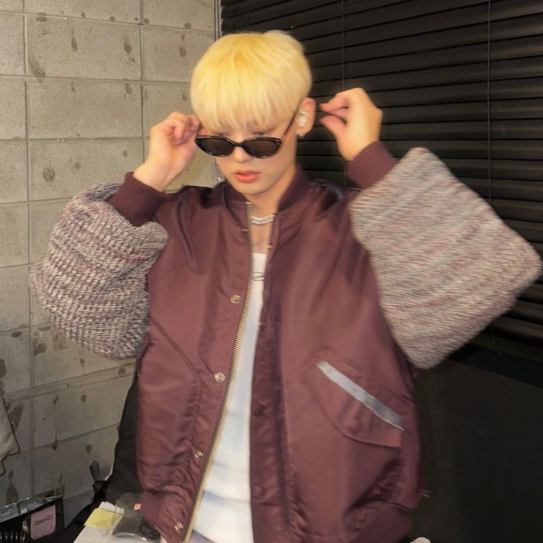 Behind-the-scenes cut of Chan (A.C.E)