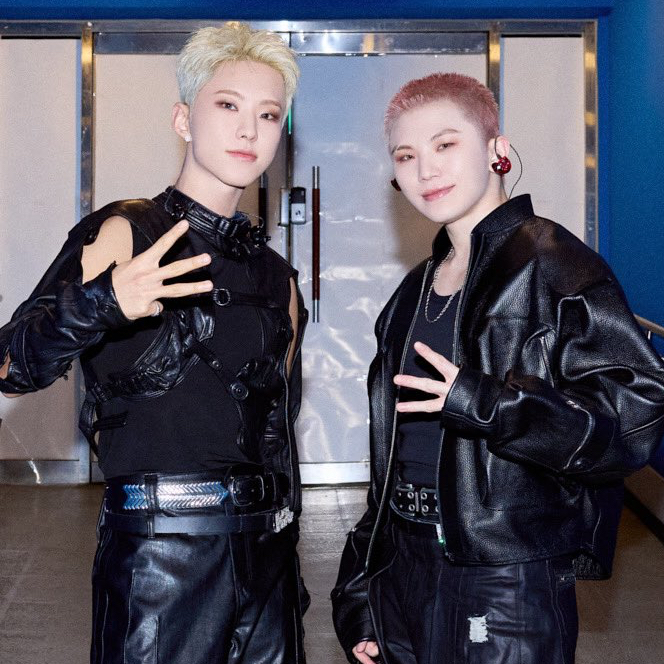 A moment captured by Woozi (SEVENTEEN)'s fan
