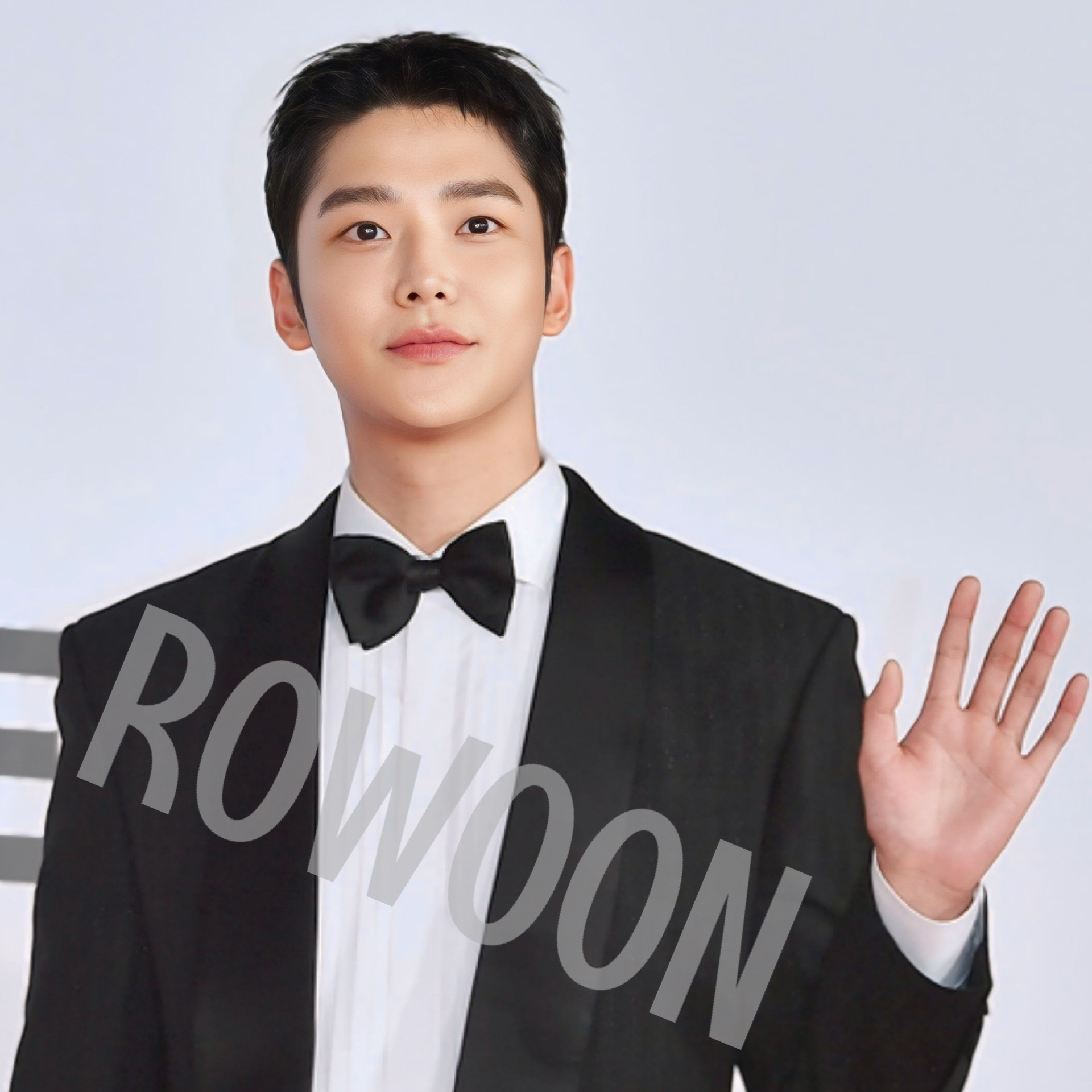 Behind-the-scenes cut of Rowoon