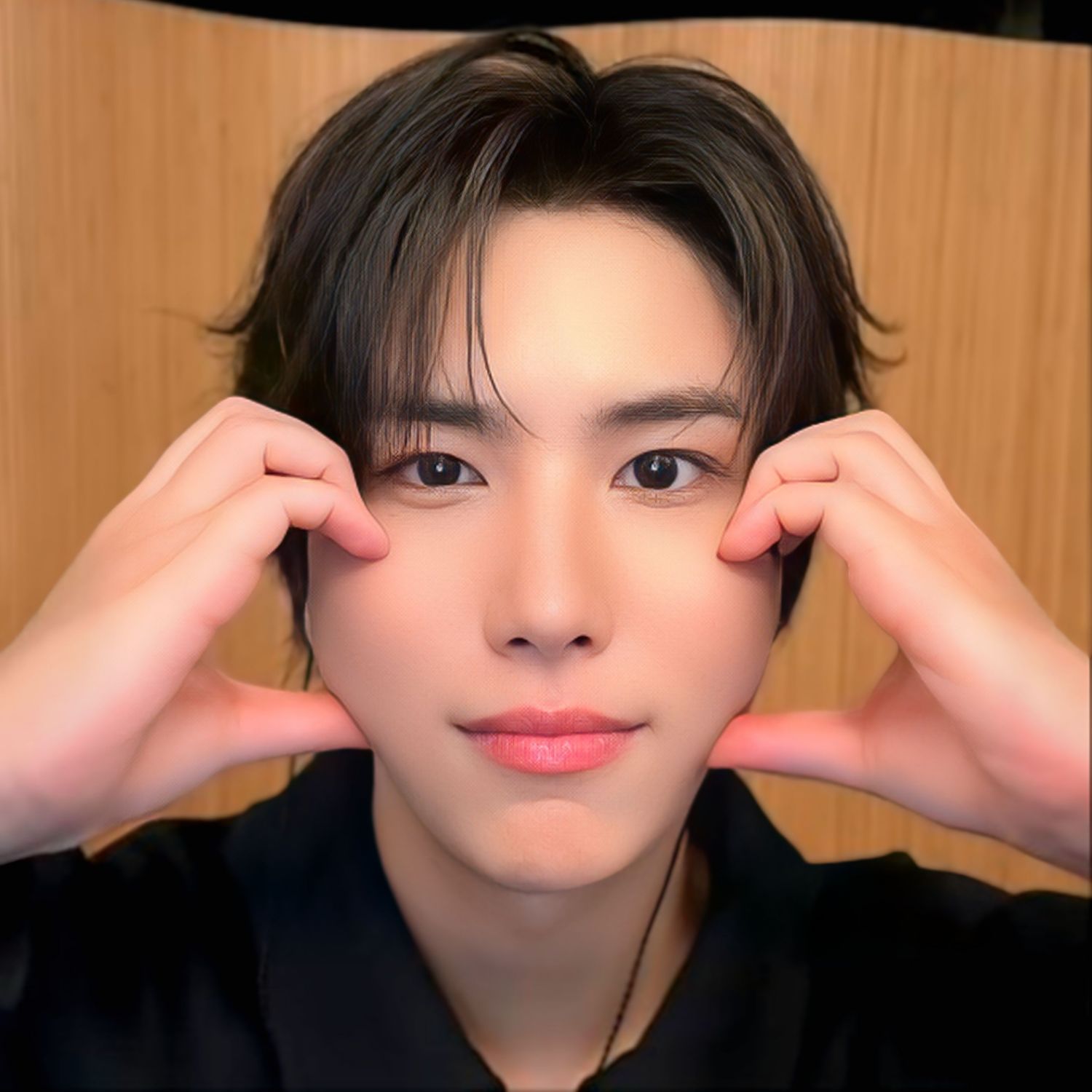 Behind-the-scenes cut of Wow (A.C.E)