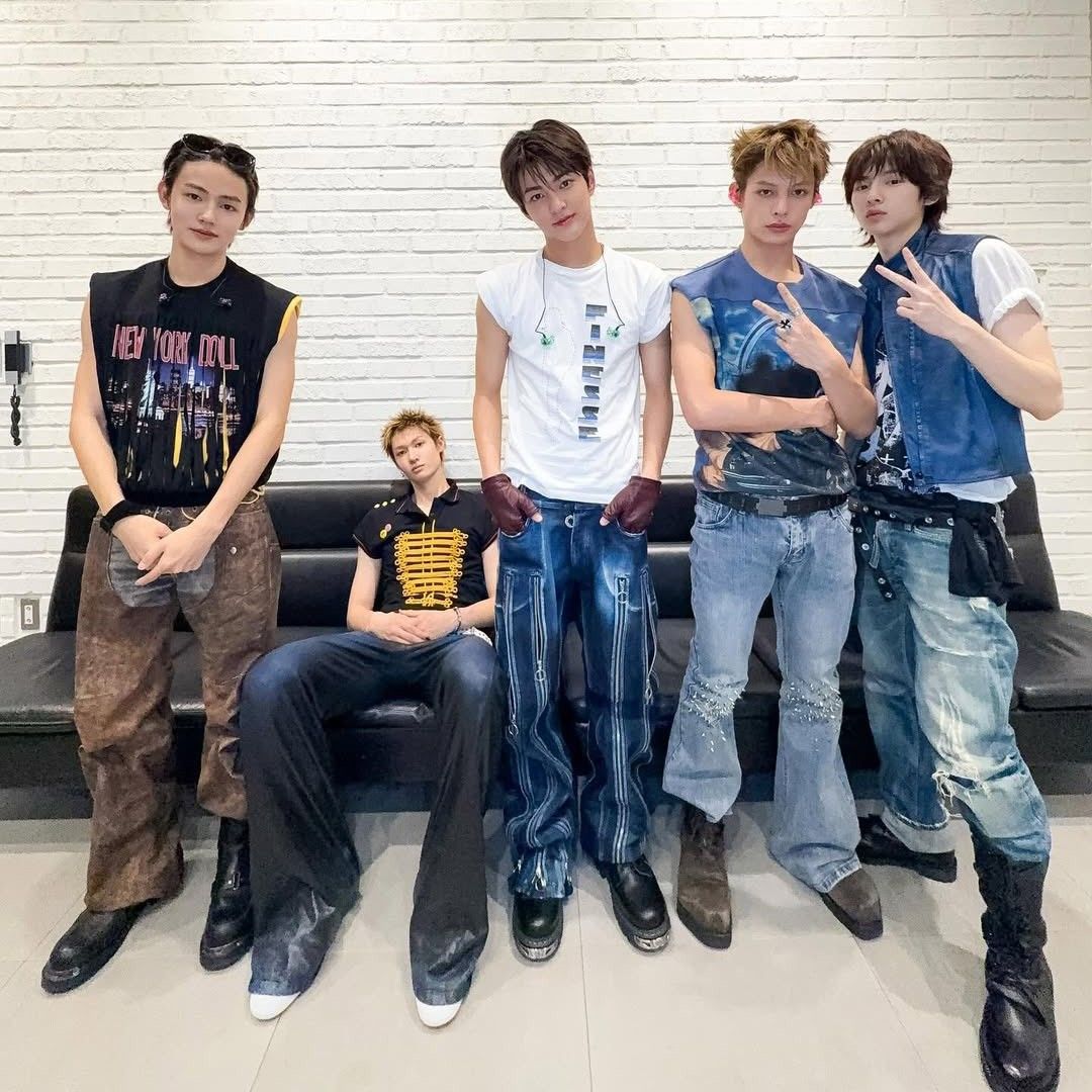 Behind-the-scenes cut of CORTIS