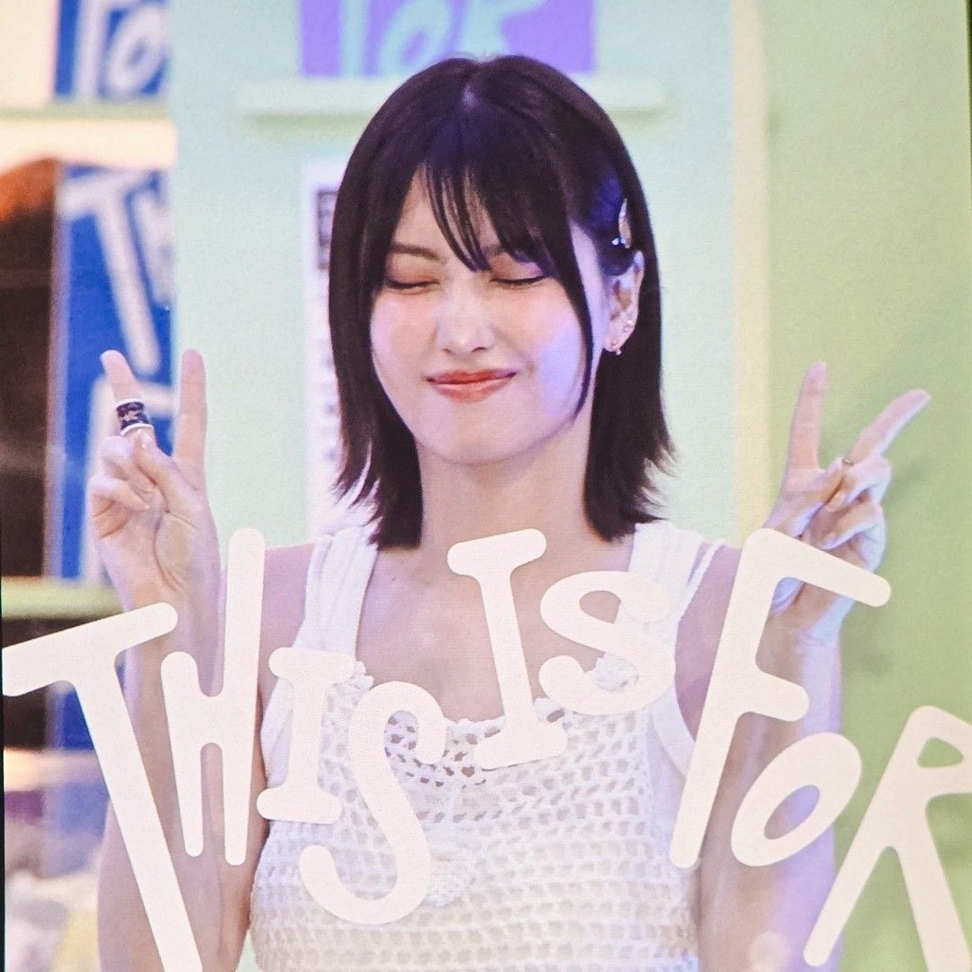 Momo (TWICE)的幕后花絮