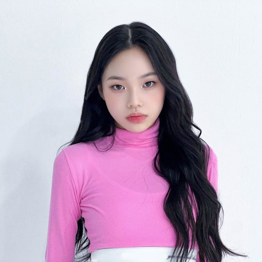 Behind-the-scenes cut of Park Boeun (CLASS:y)