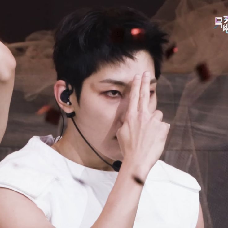 Behind-the-scenes cut of Wonwoo (SEVENTEEN)