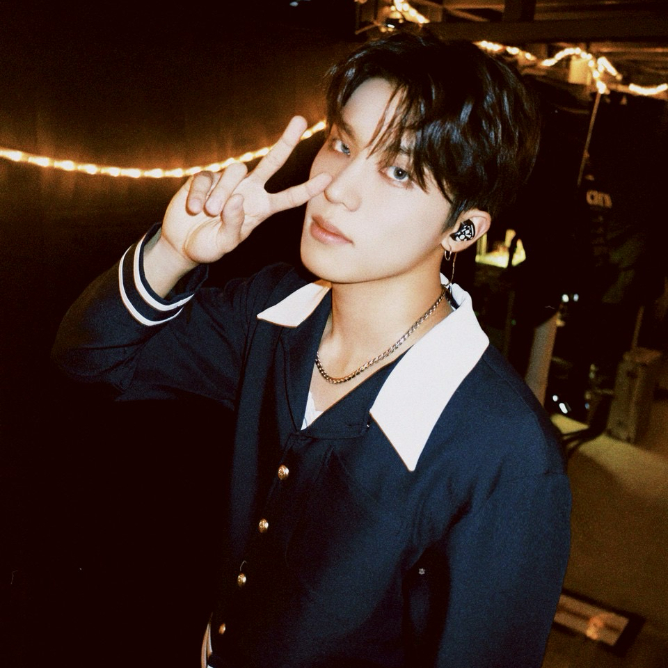 Behind-the-scenes cut of Park Jeongwoo (TREASURE)