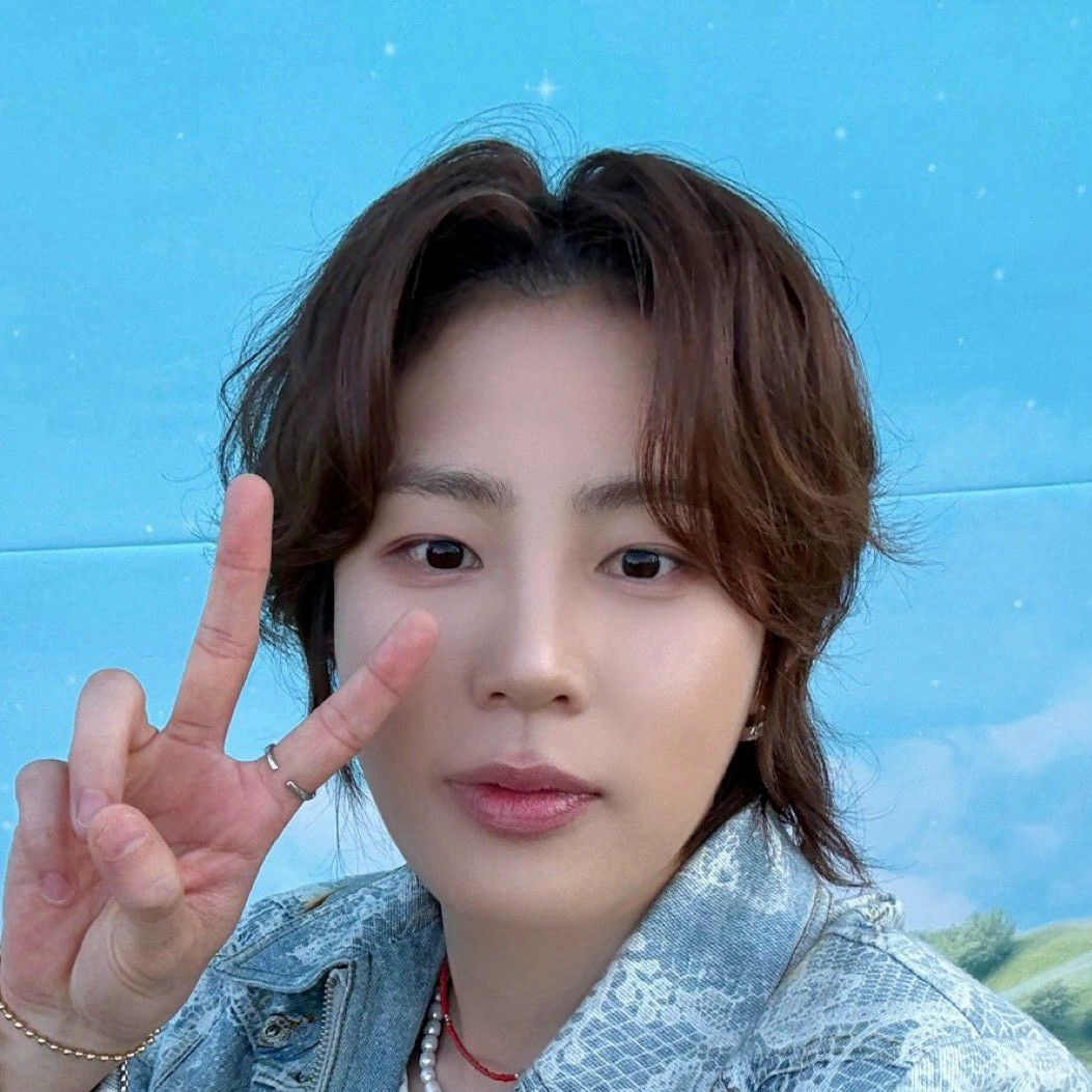Recent activity shot of Ha Sungwoon