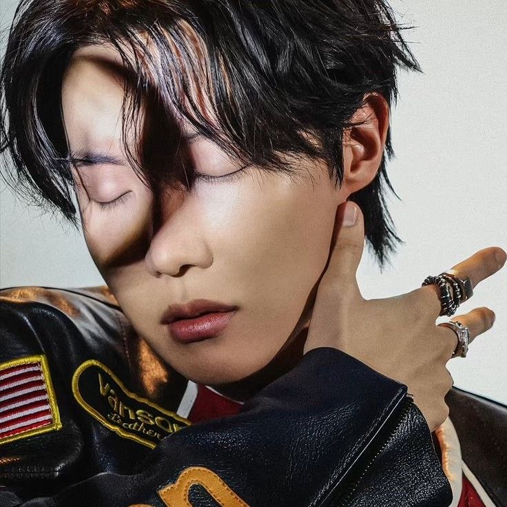 Latest photo of j-hope (BTS)
