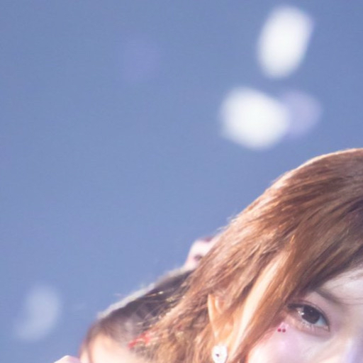 Behind-the-scenes cut of Leeseo (IVE)