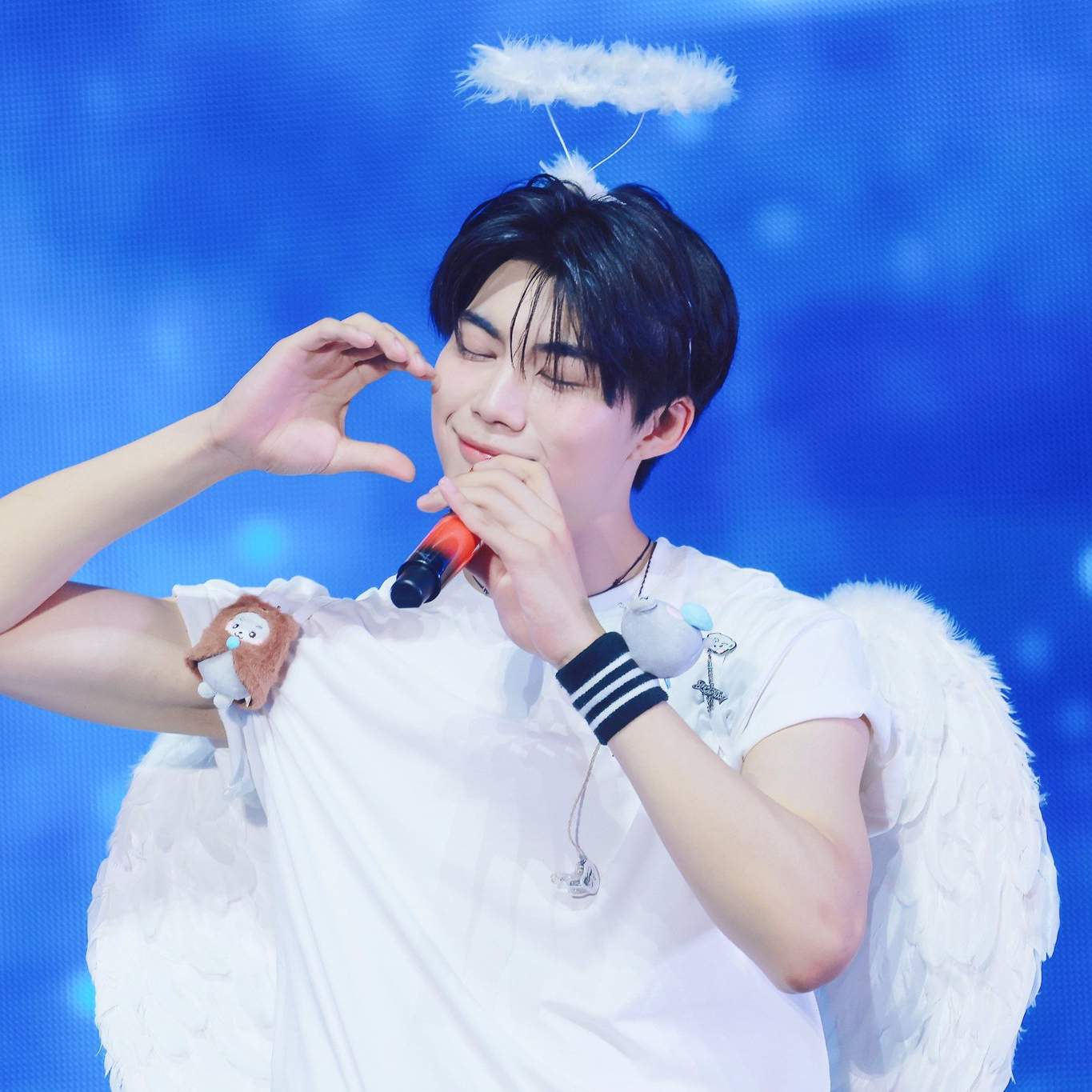 Behind-the-scenes cut of Park Gunwook (ZEROBASEONE)