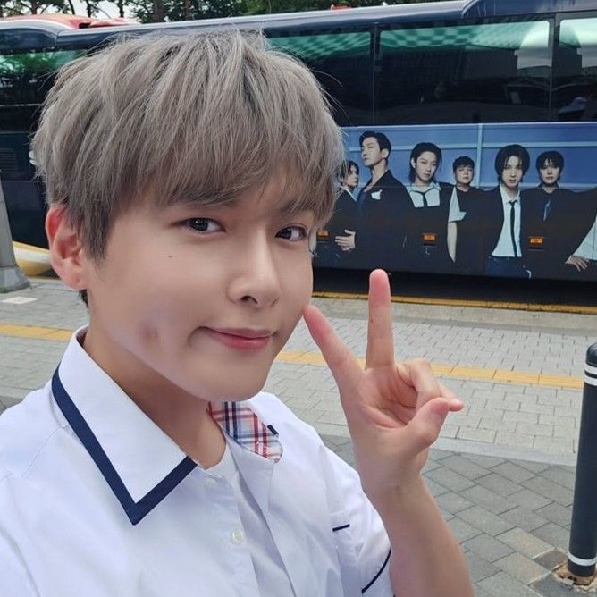 A moment captured by Ryeowook (Super Junior)'s fan