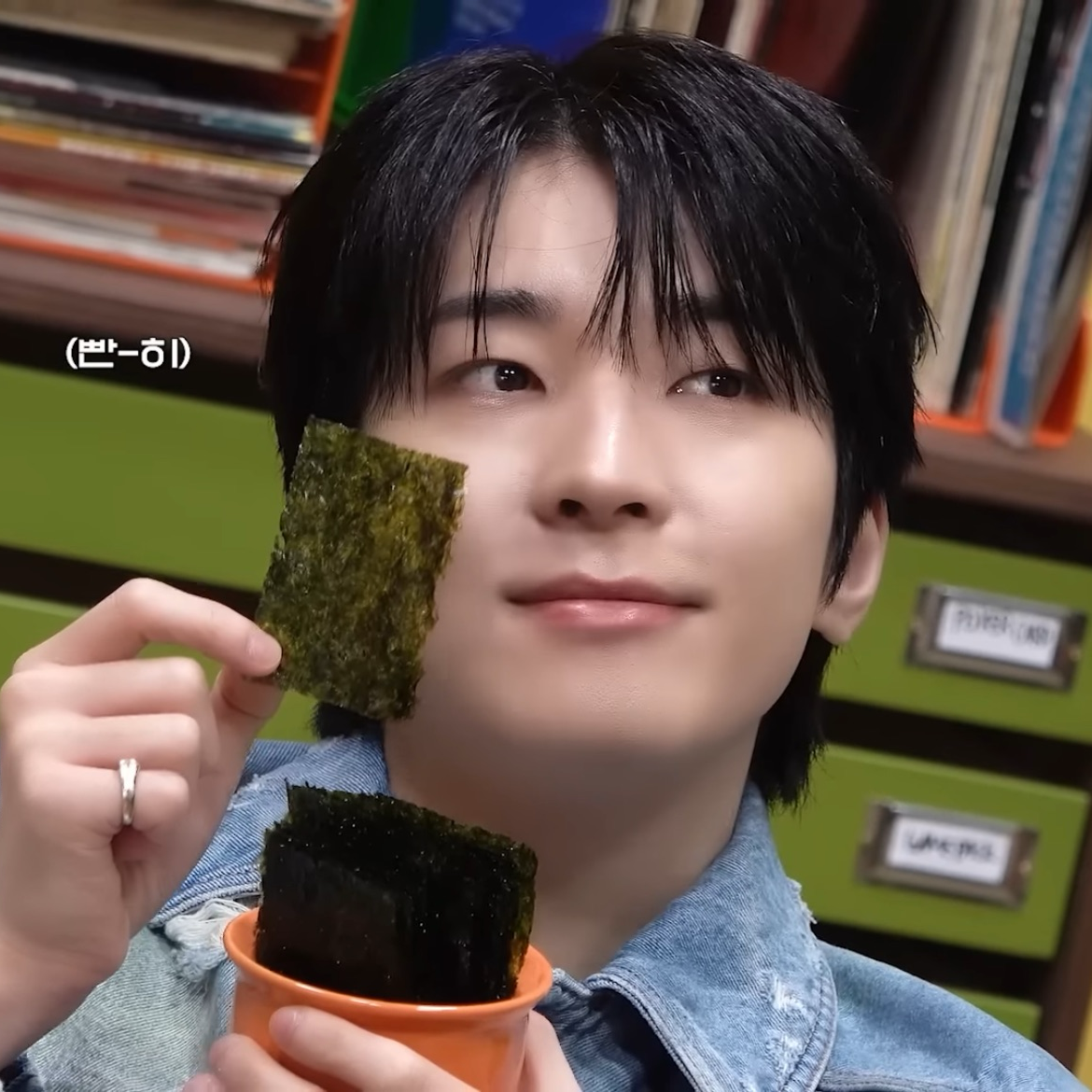 Behind-the-scenes cut of Wonwoo (SEVENTEEN)