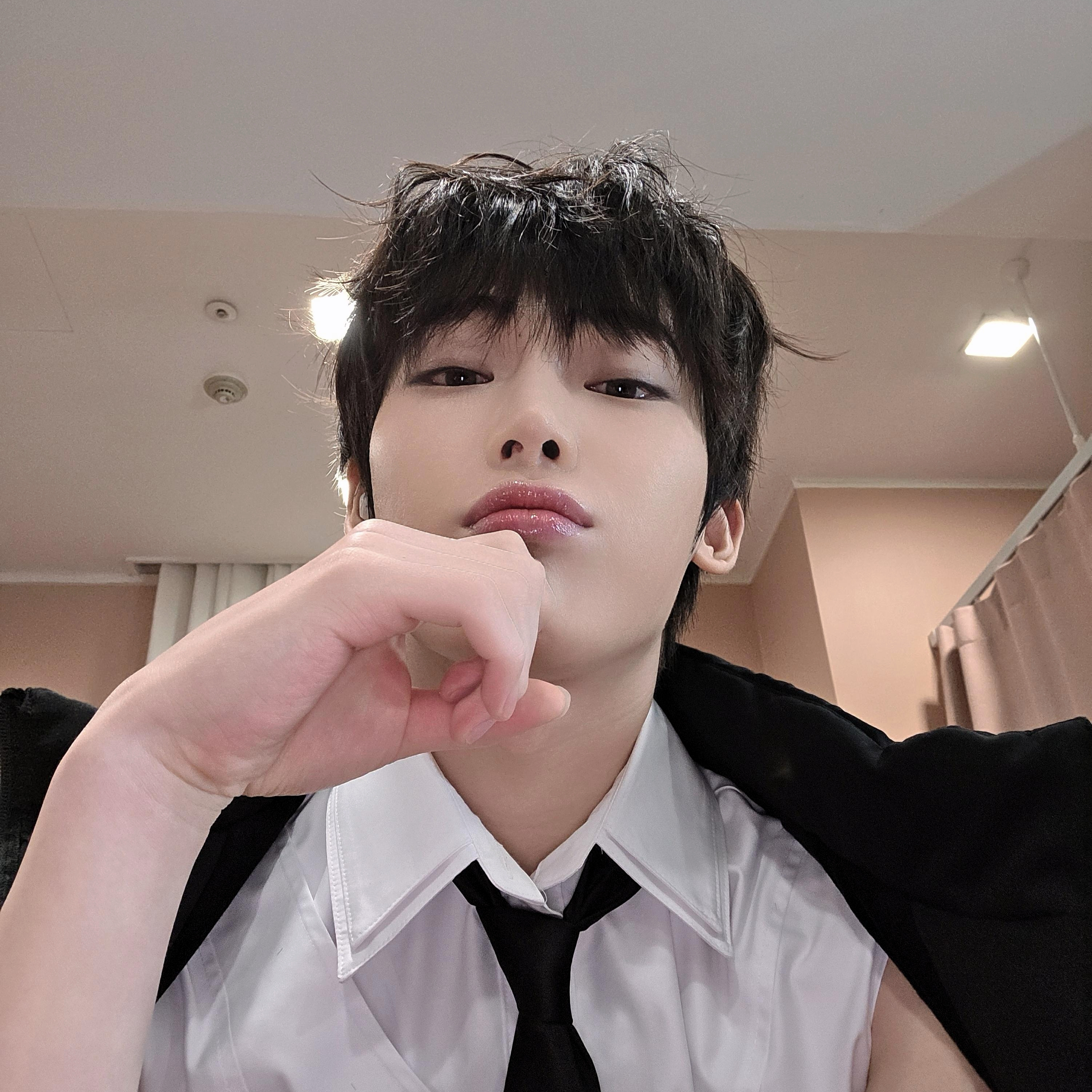 Foto aktivitas terbaru Sunoo (ENHYPEN)