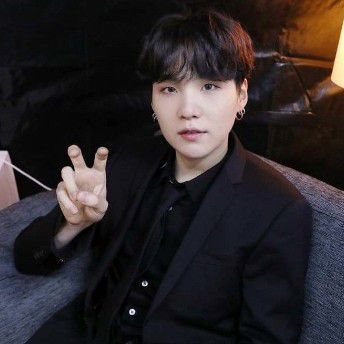 Momen yang diabadikan oleh penggemar SUGA (BTS)