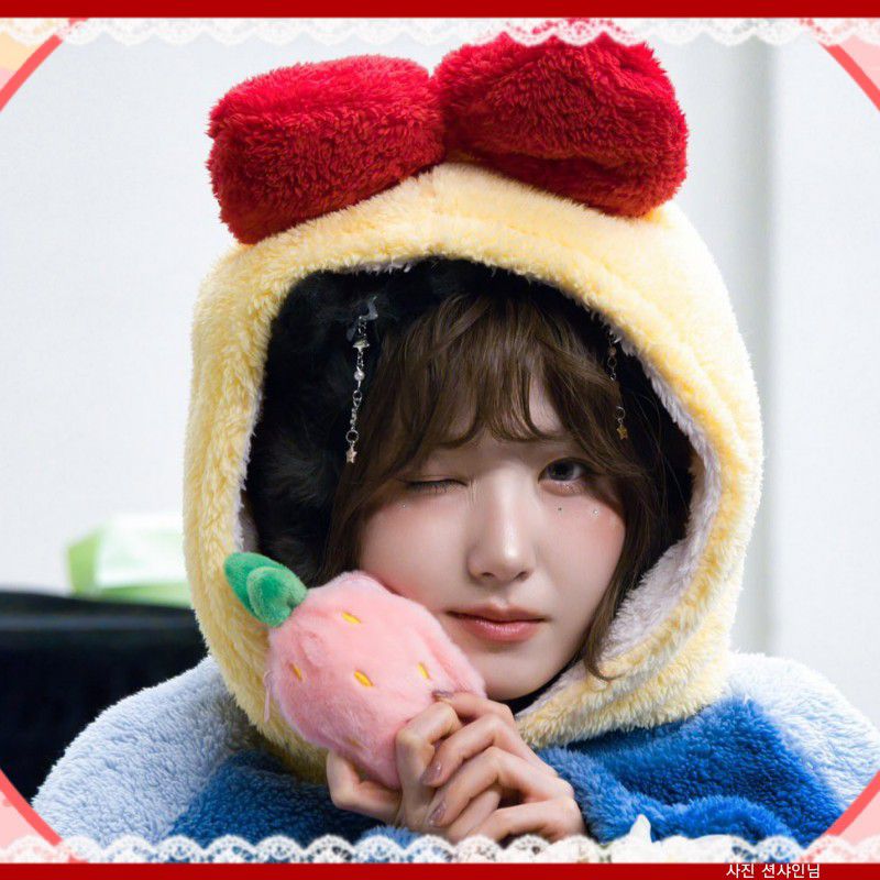 Recent activity shot of Hitomi (SAY MY NAME)