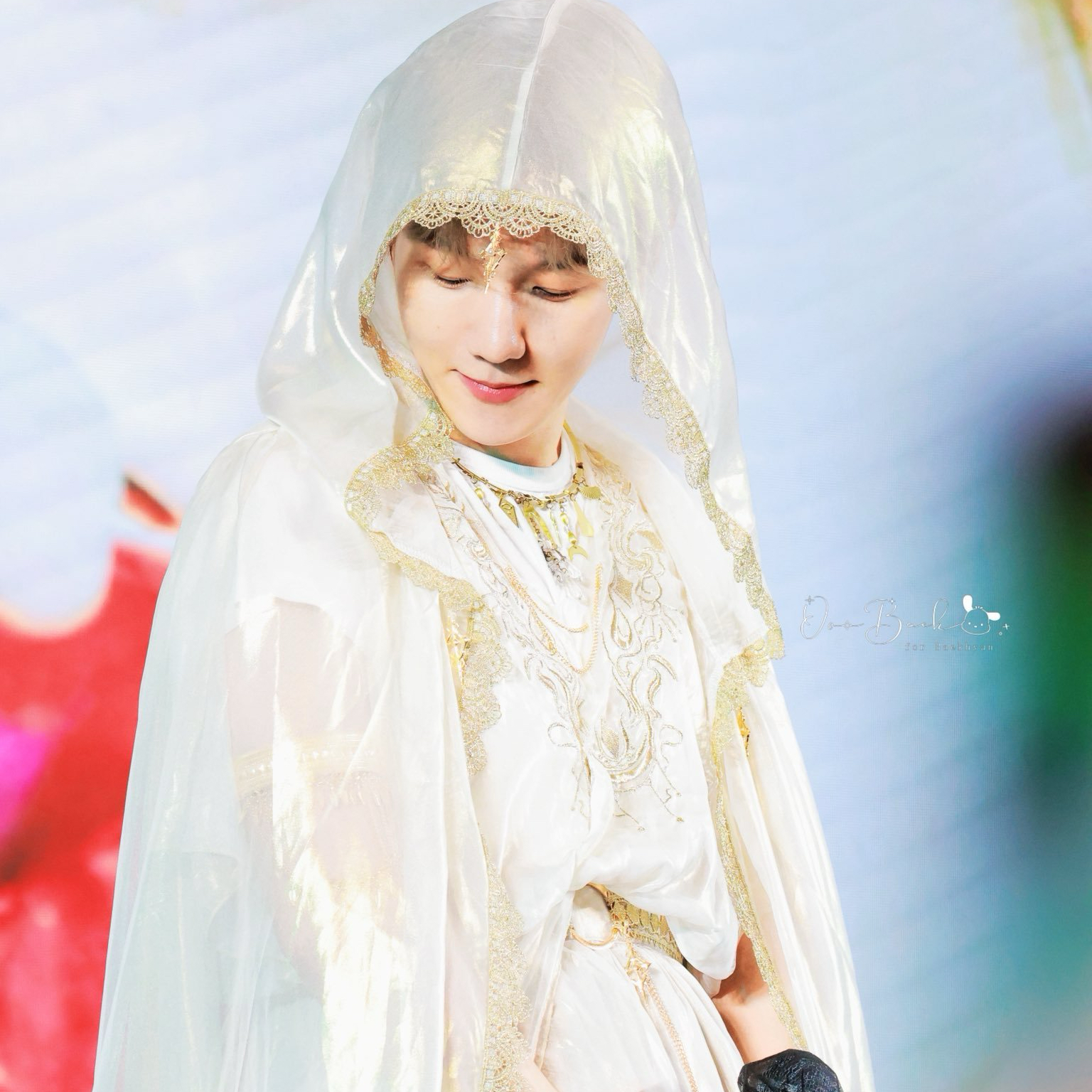 백현 (EXO)의 비하인드 컷