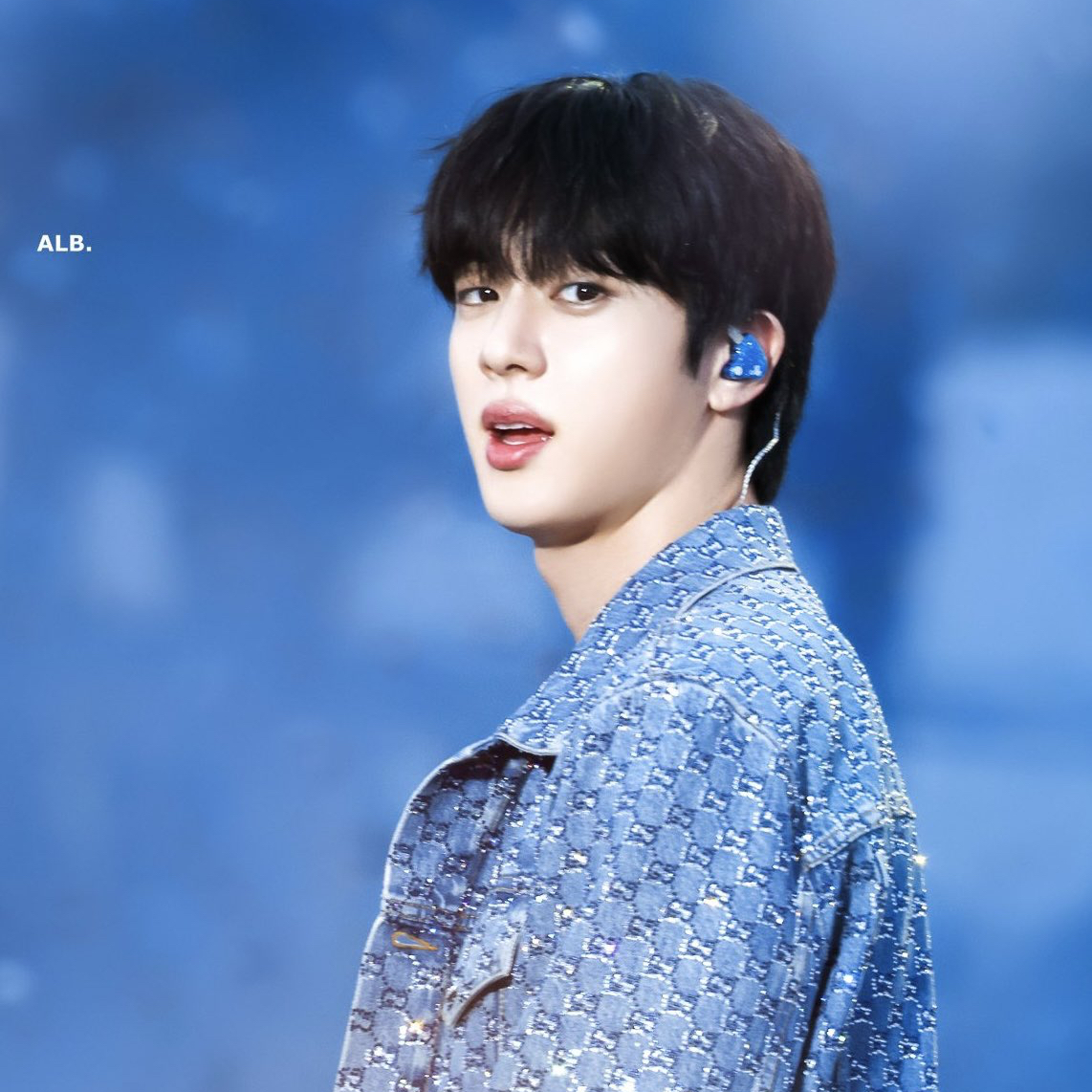 Behind-the-scenes cut of Jin (BTS)