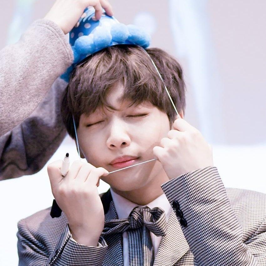 Recent activity shot of Jeong Sewoon