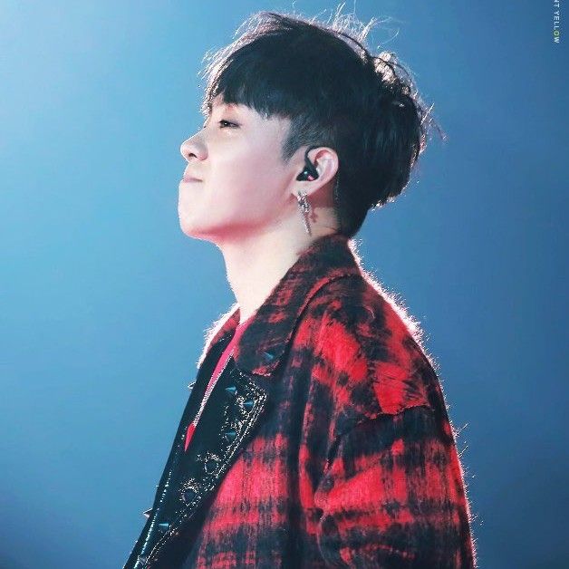Latest photo of Eun Jiwon (SECHSKIES)