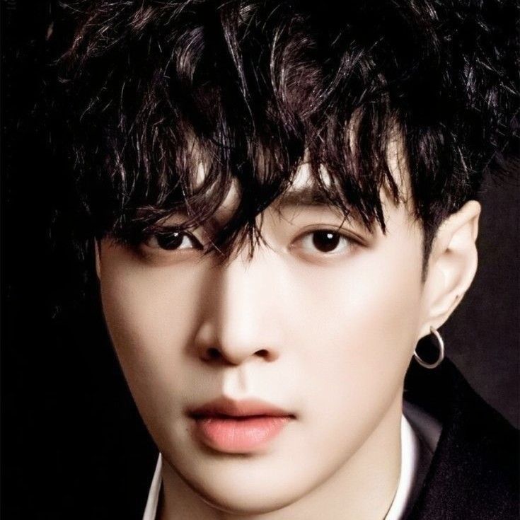 A moment captured by Lay (EXO)'s fan