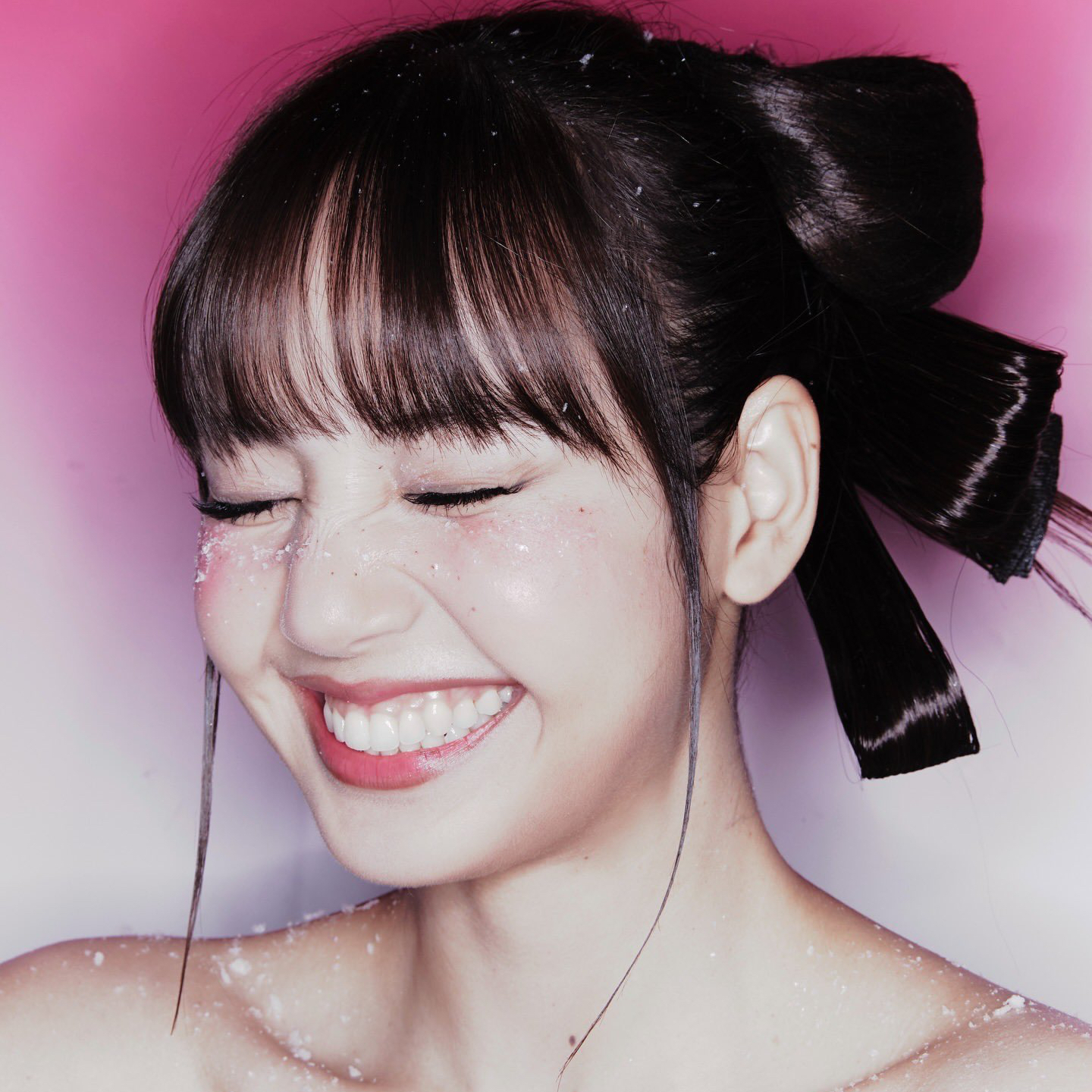 리사 (BLACKPINK)의 비하인드 컷