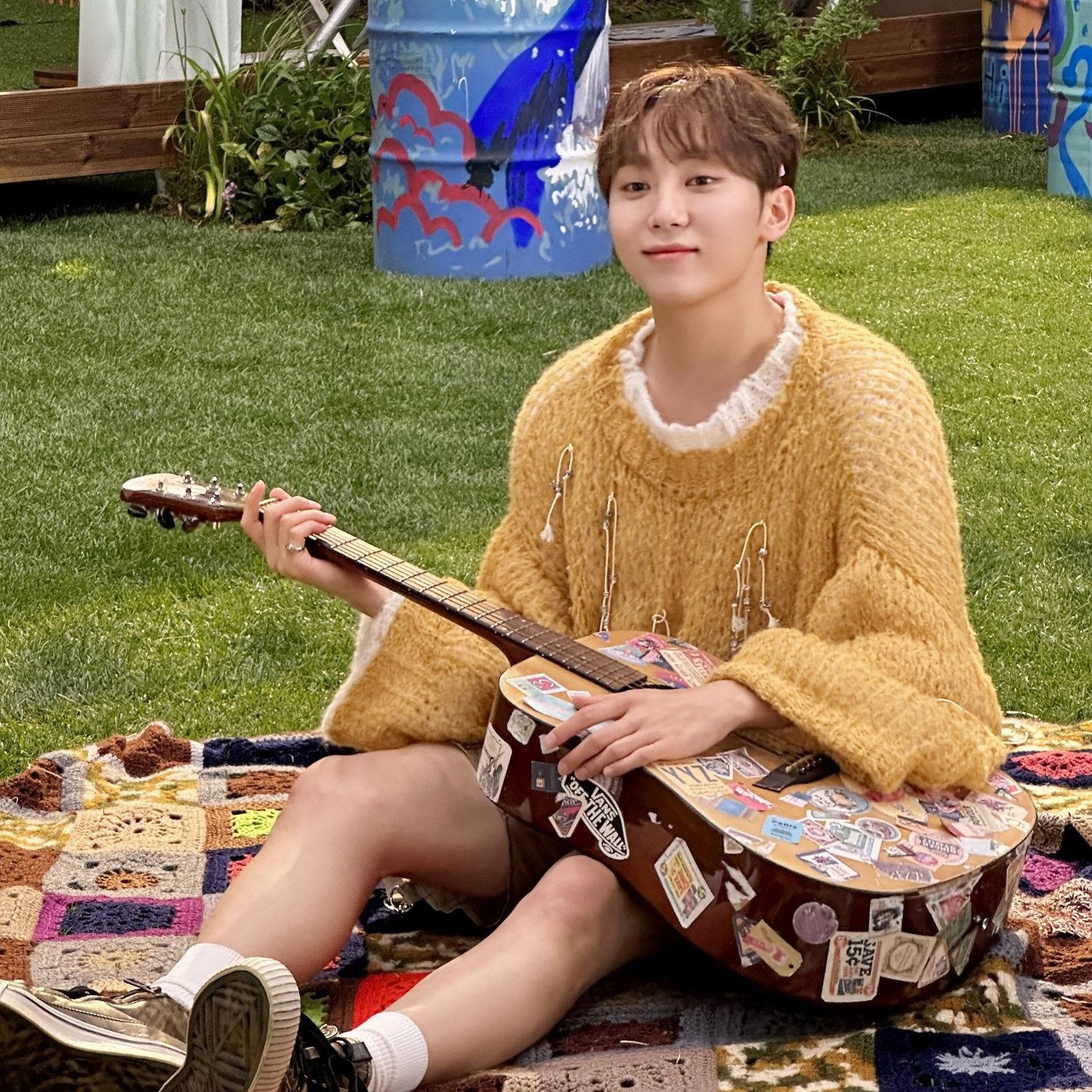 A moment captured by SEVENTEEN's fan