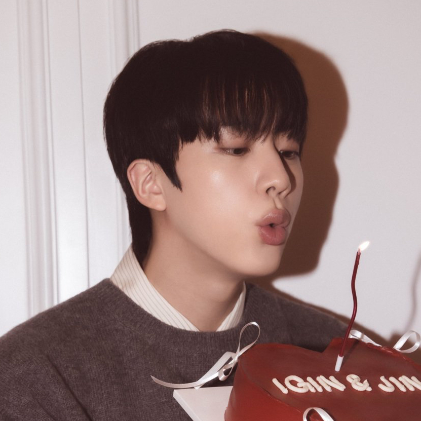 Latest photo of Jin (BTS)