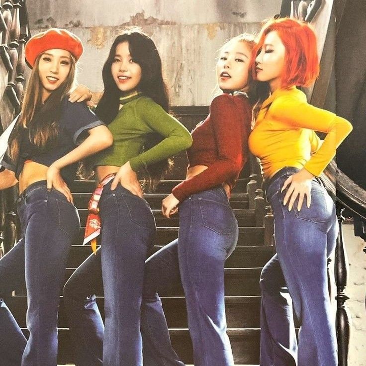 Recent activity shot of MAMAMOO