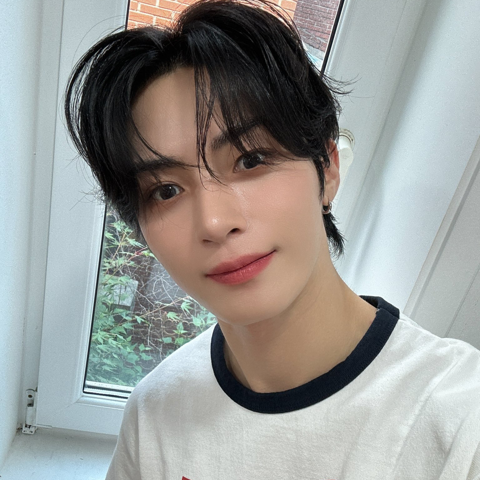 Recent activity shot of HANGYEOM (OMEGA X)