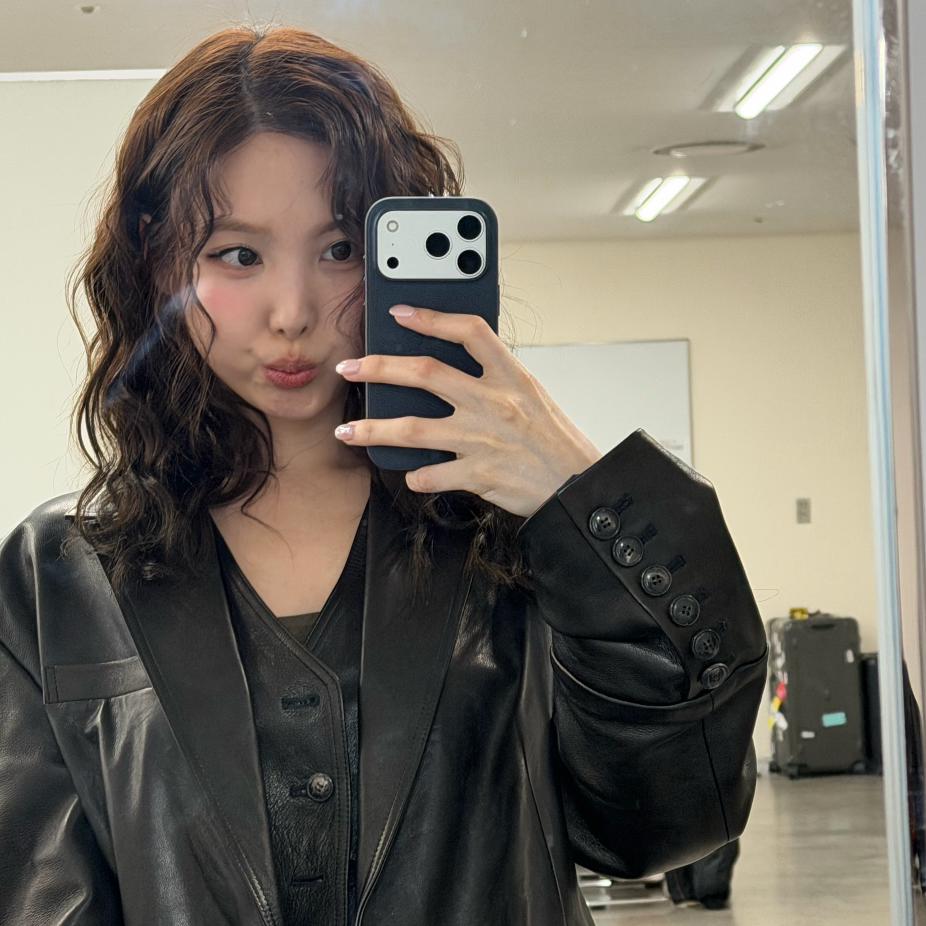 Behind-the-scenes cut of Nayeon (TWICE)