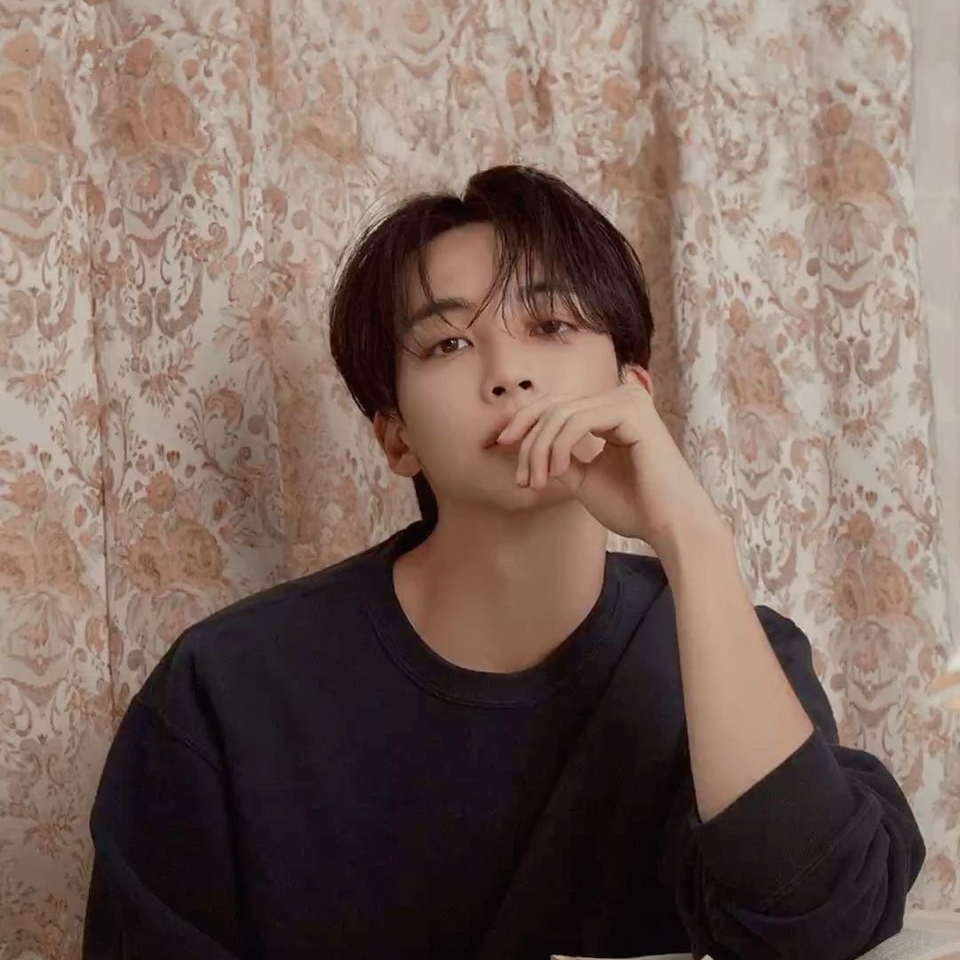 정한 (세븐틴)의 최신 사진