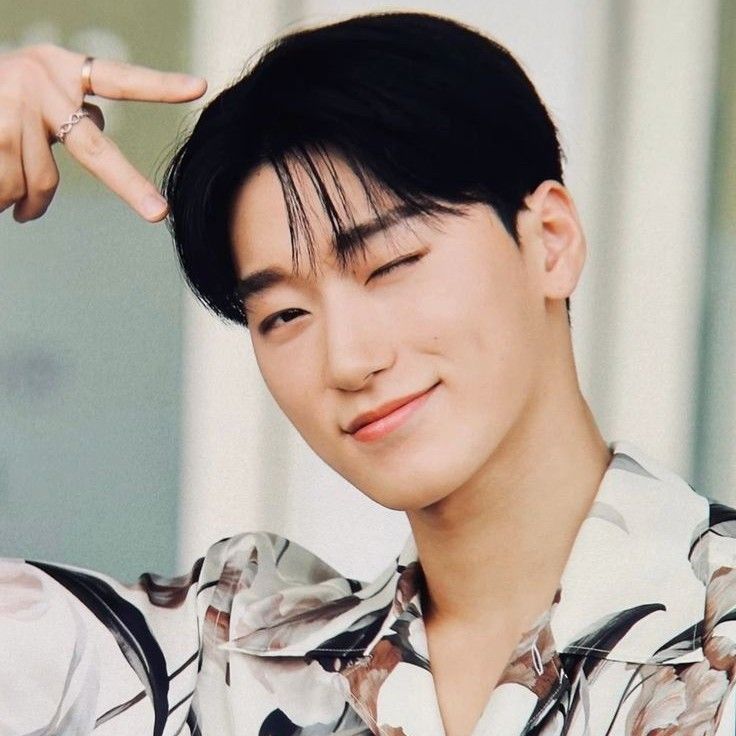 A moment captured by San (ATEEZ)'s fan
