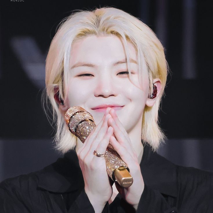 Behind-the-scenes cut of Woozi (SEVENTEEN)