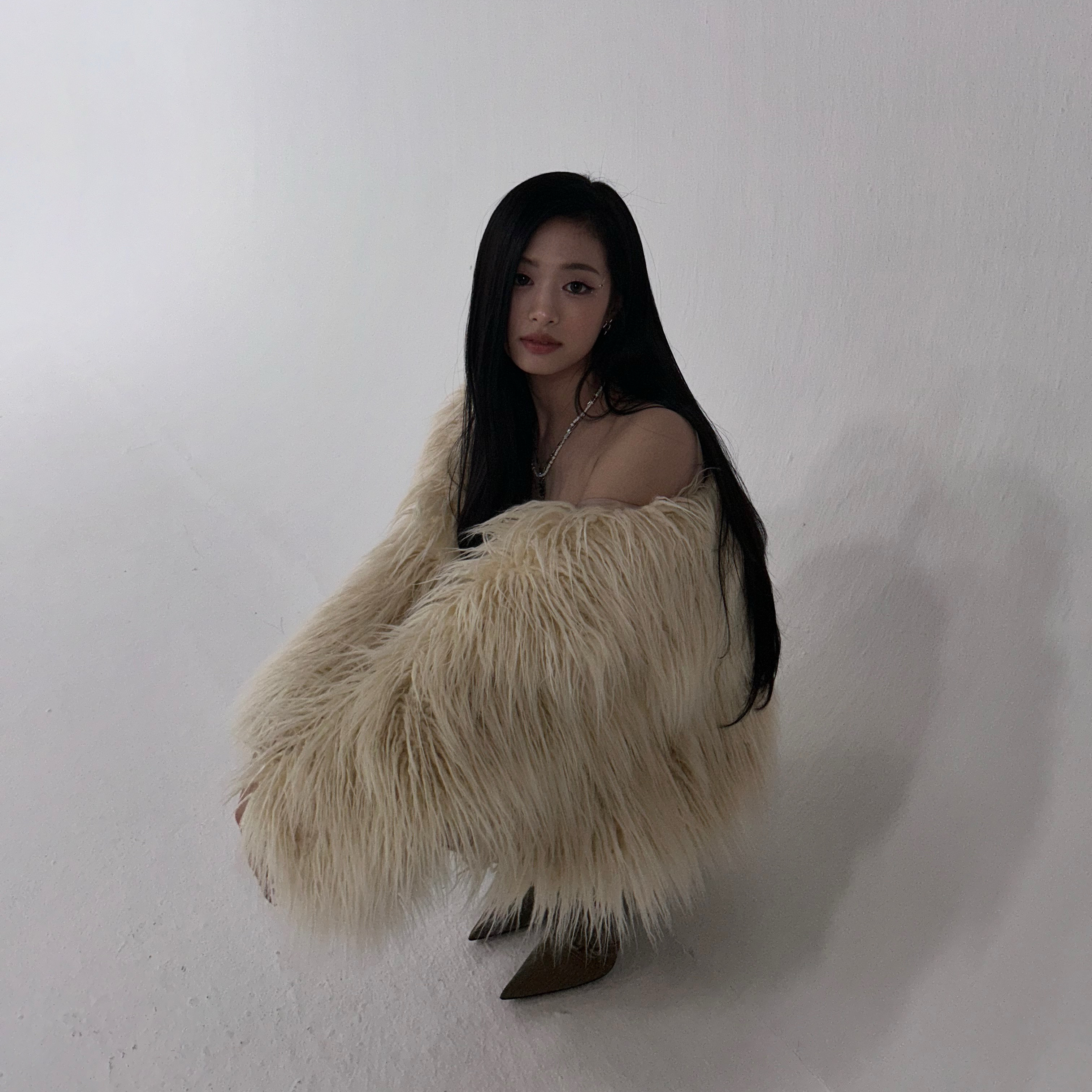 Recent activity shot of Ahyeon (BABYMONSTER)