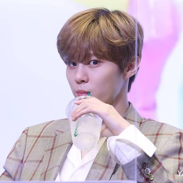 A moment captured by Kim Wooseok's fan