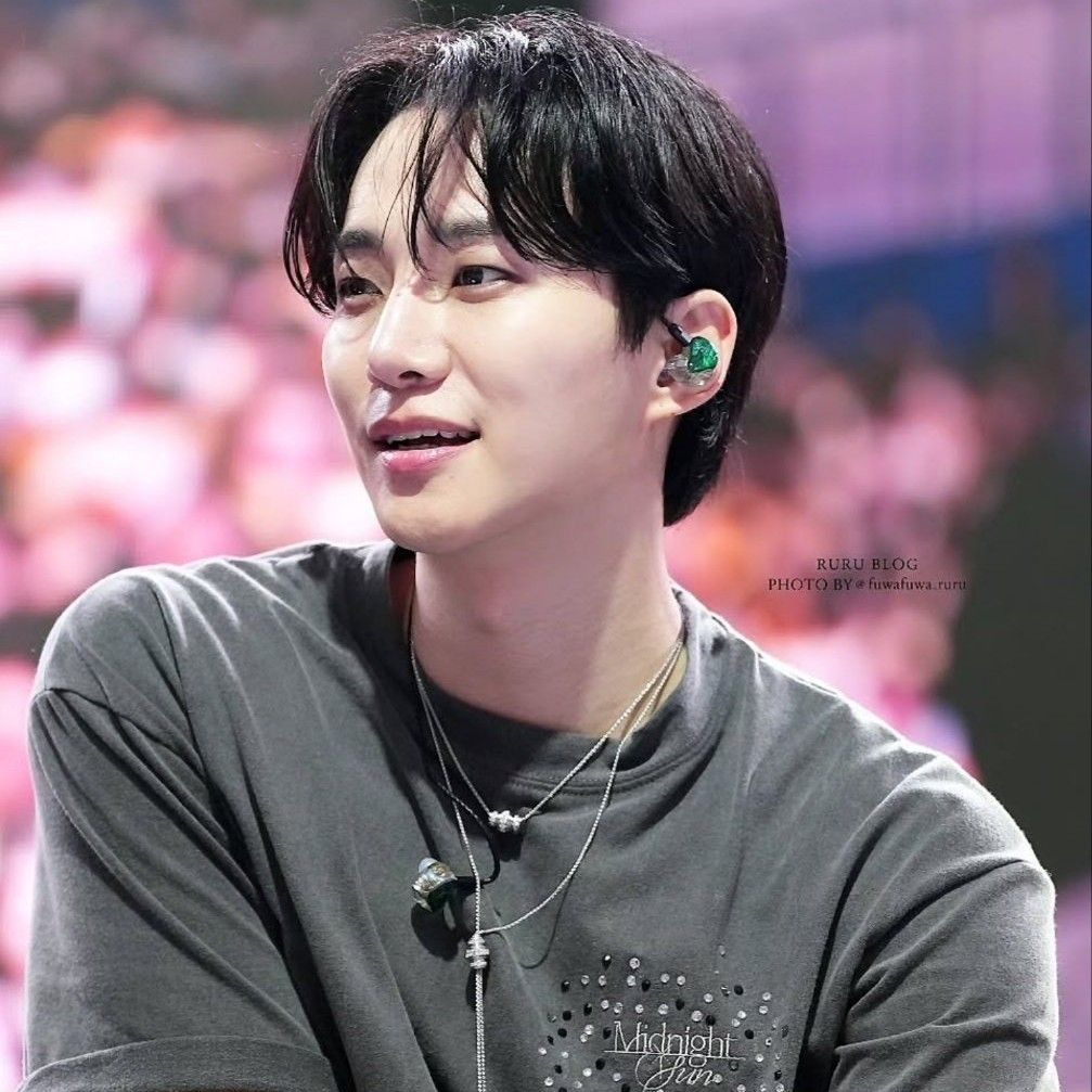 Recent activity shot of Junho (2PM)