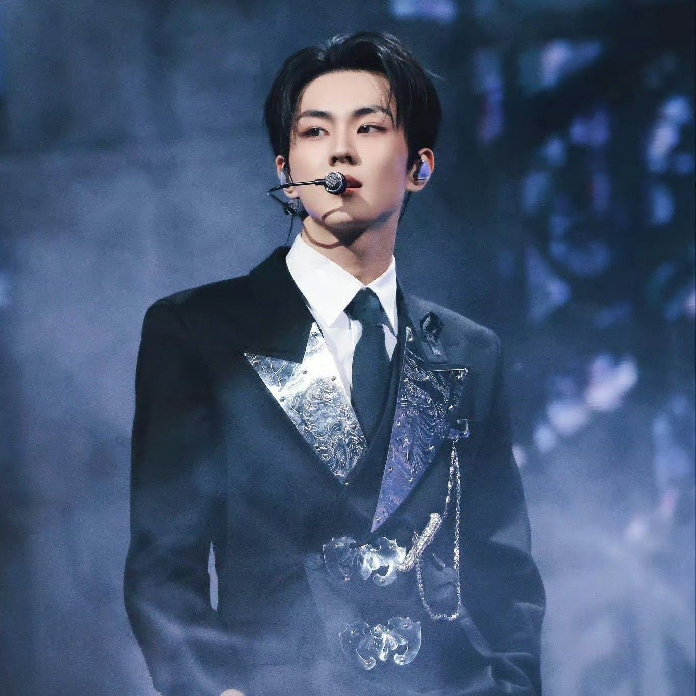 A moment captured by Jungwon (ENHYPEN)'s fan