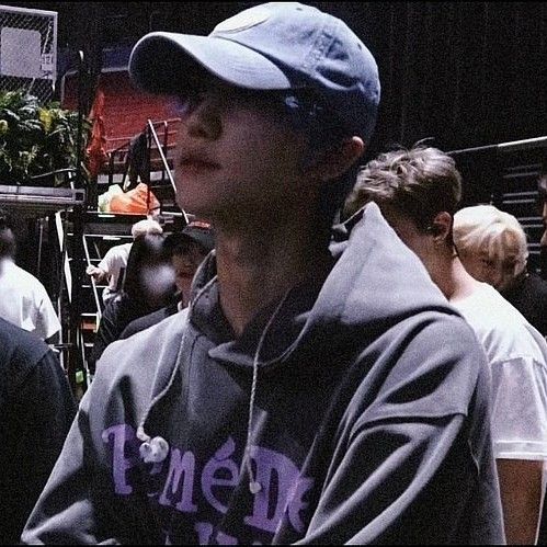 A moment captured by The 8 (SEVENTEEN)'s fan