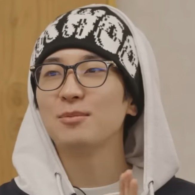 Latest photo of Wonwoo (SEVENTEEN)